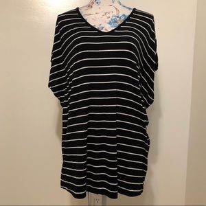 Loved black & white stripe butterfly sleeve top SM